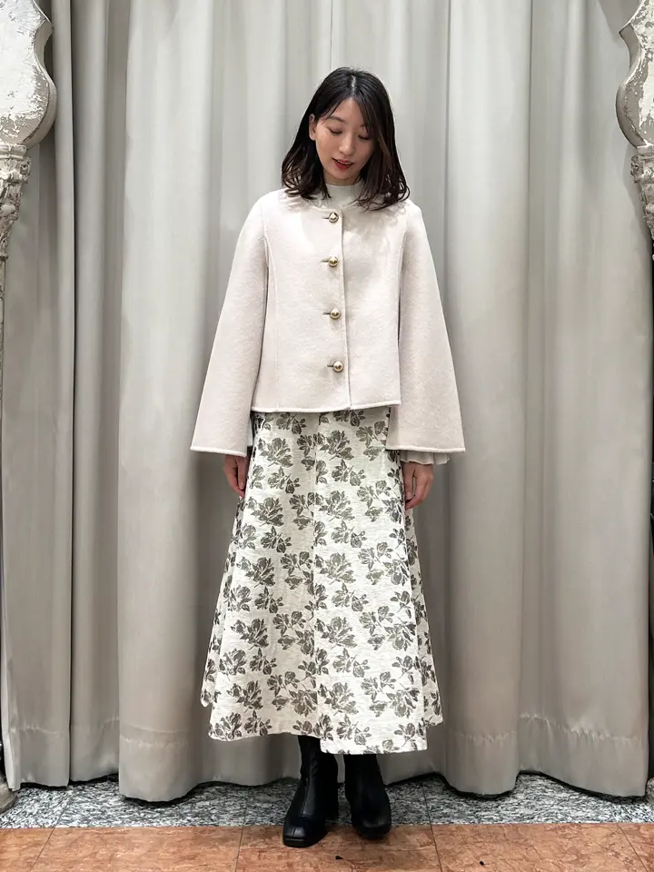 GRACE CONTINENTAL The Banquet eri コーディネート画像