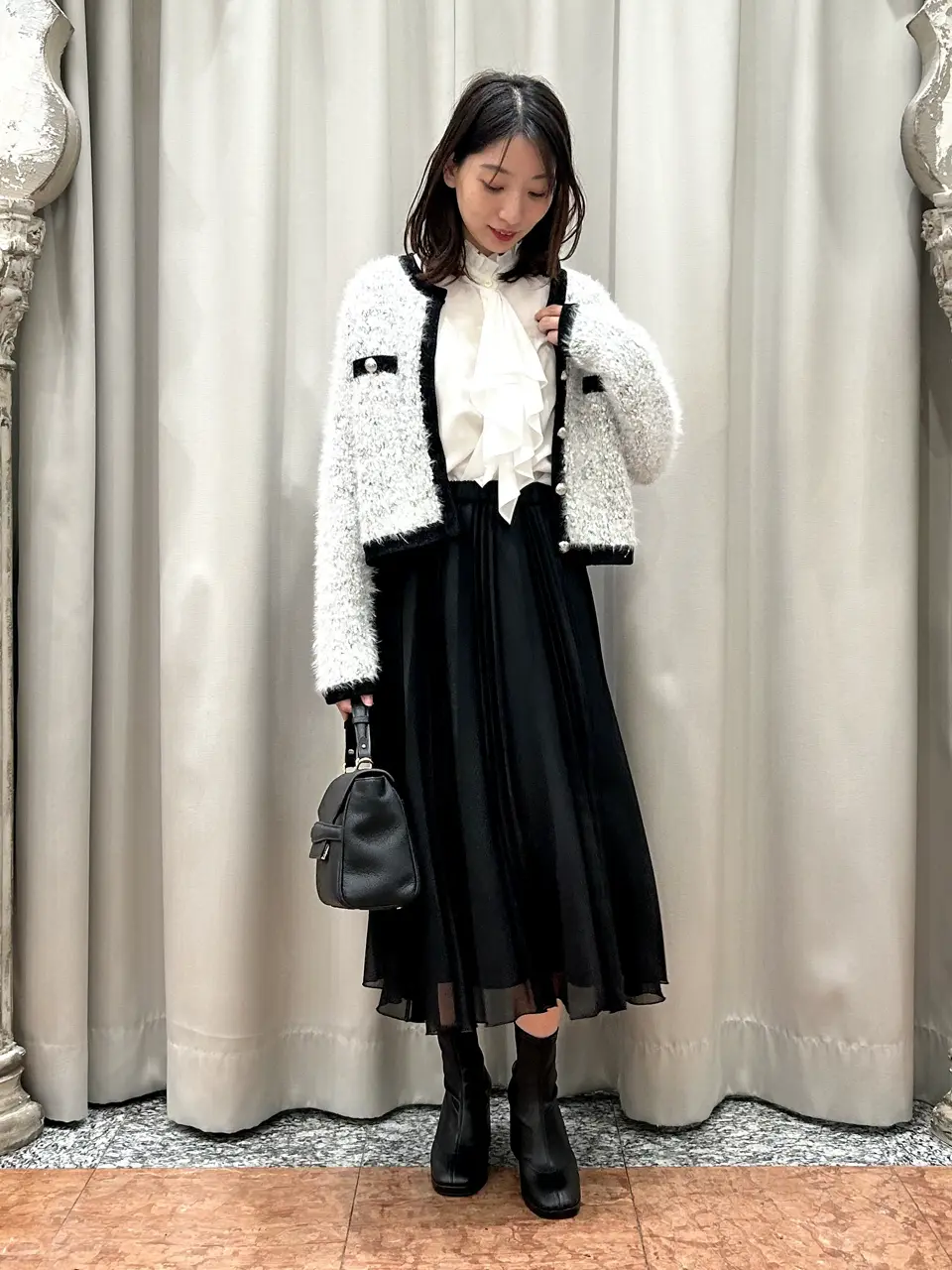 GRACE CONTINENTAL The Banquet eri コーディネート画像