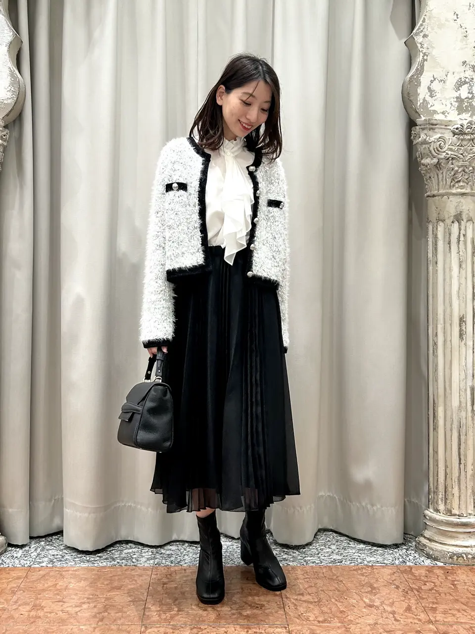 GRACE CONTINENTAL The Banquet eri コーディネート画像