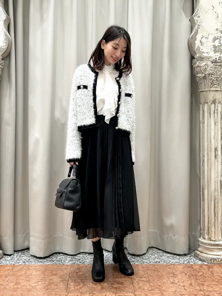 GRACE CONTINENTAL The Banquet eri コーディネート画像