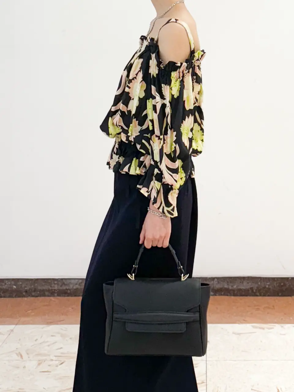 GRACE CONTINENTAL The Banquet yuri コーディネート画像