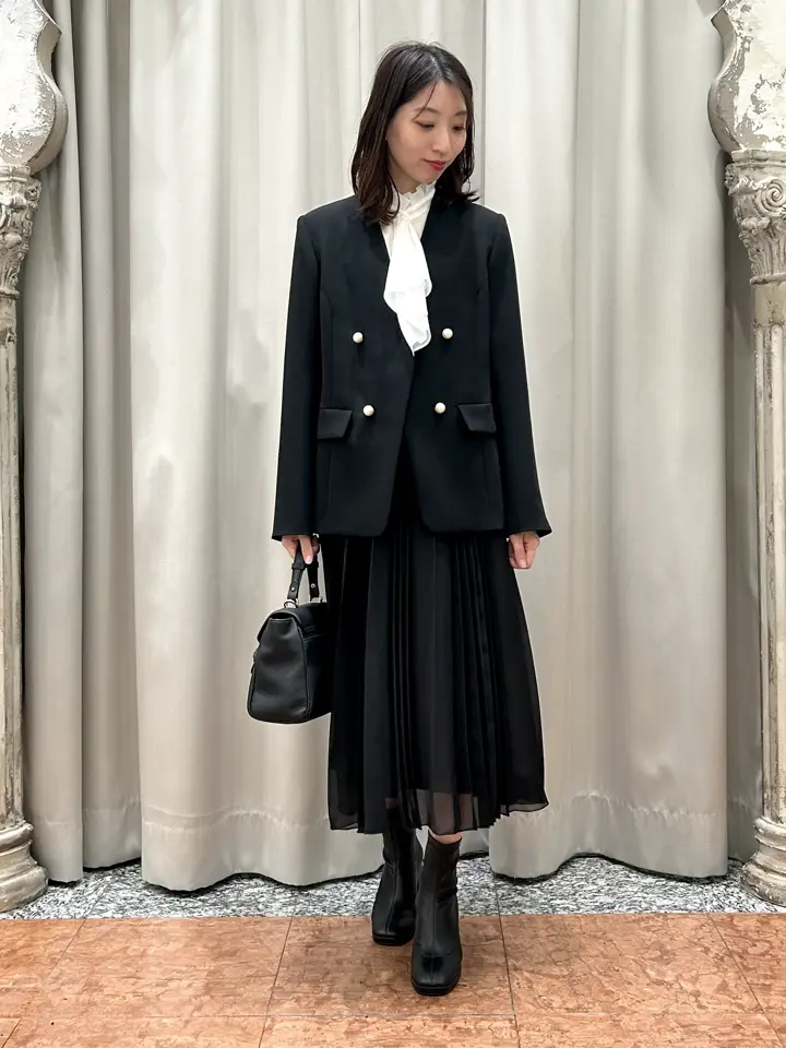 GRACE CONTINENTAL The Banquet eri コーディネート画像