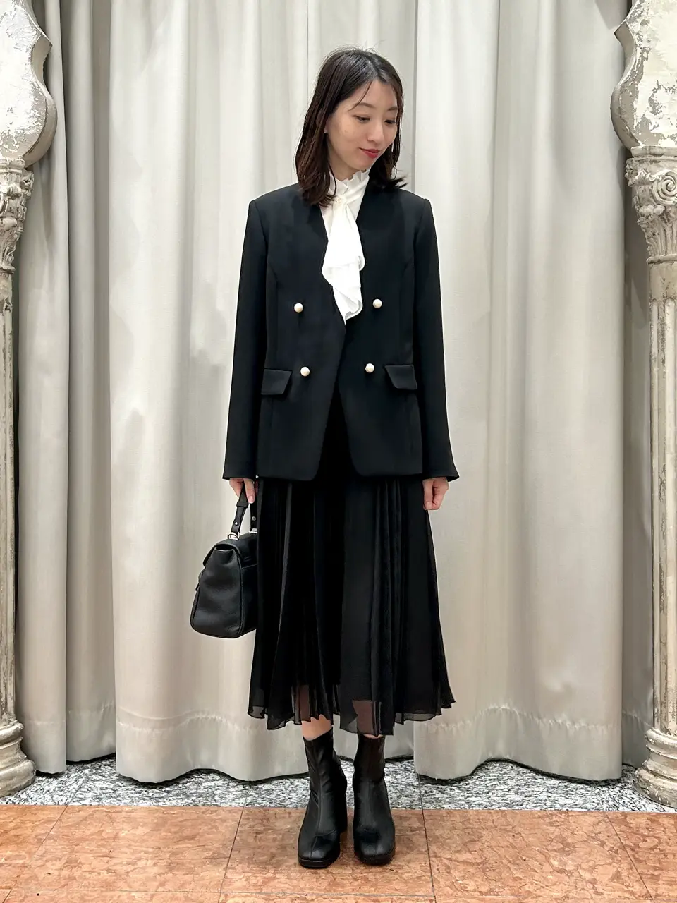 GRACE CONTINENTAL The Banquet eri コーディネート画像