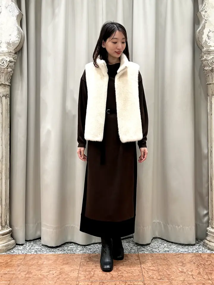 GRACE CONTINENTAL The Banquet eri コーディネート画像