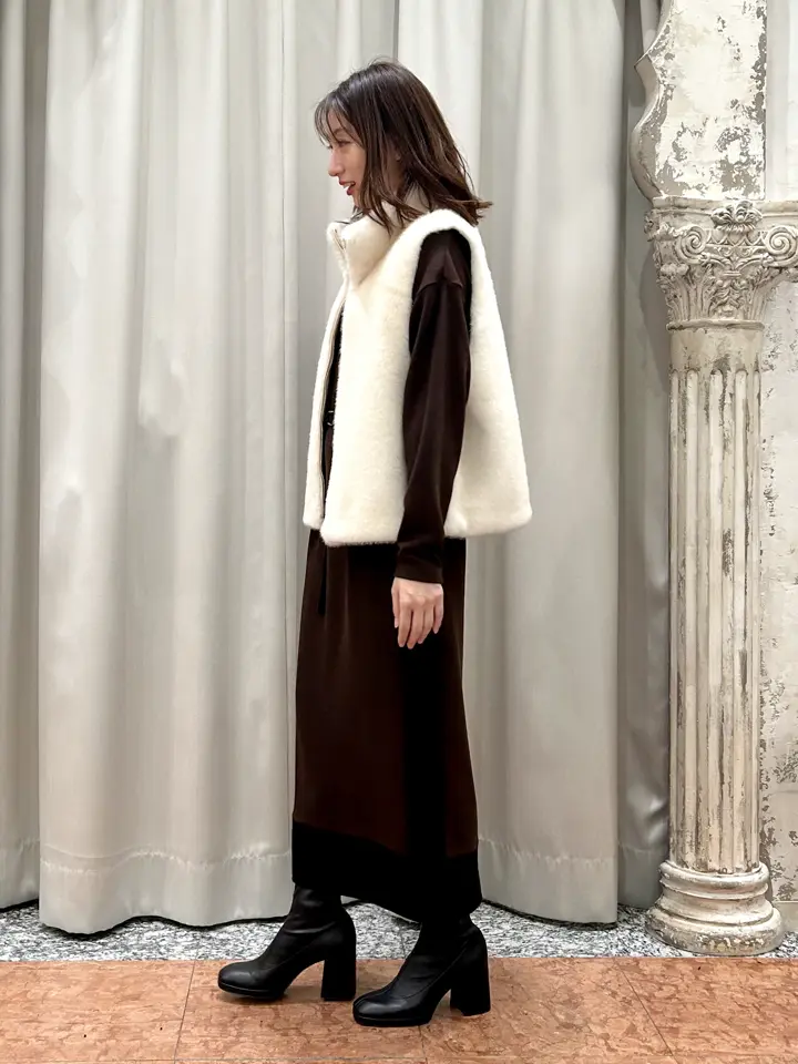 GRACE CONTINENTAL The Banquet eri コーディネート画像