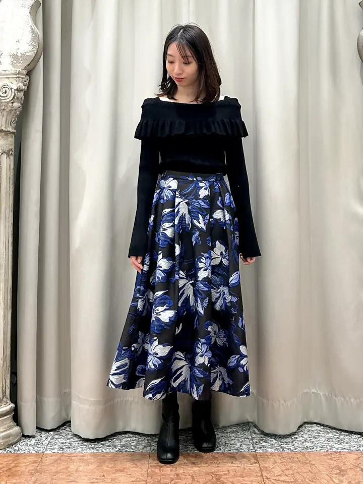 GRACE CONTINENTAL The Banquet eri コーディネート画像