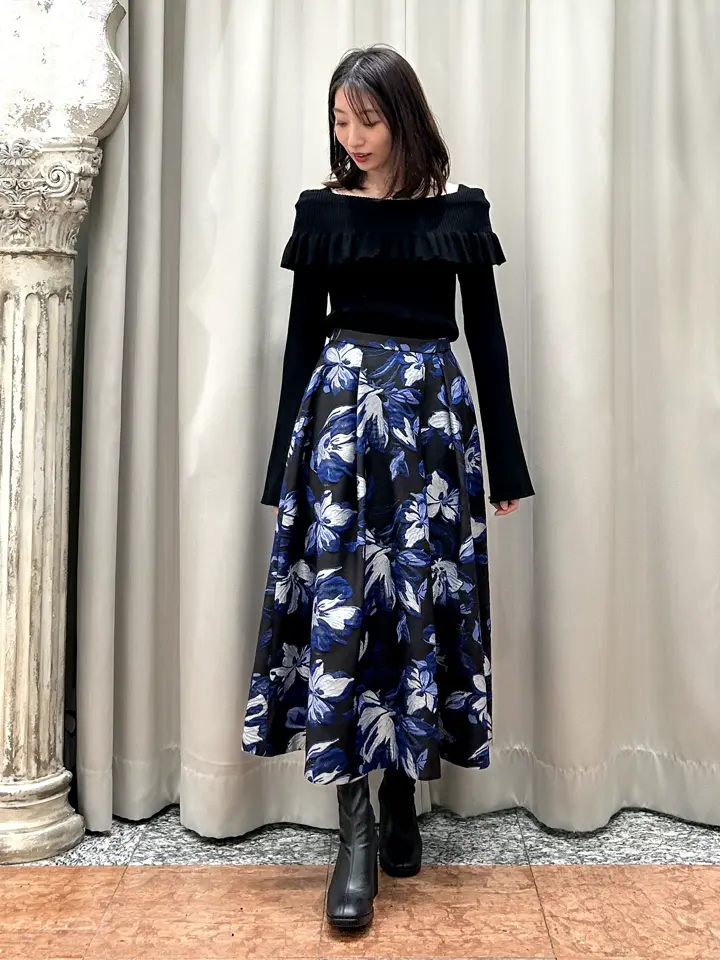 GRACE CONTINENTAL The Banquet eri コーディネート画像