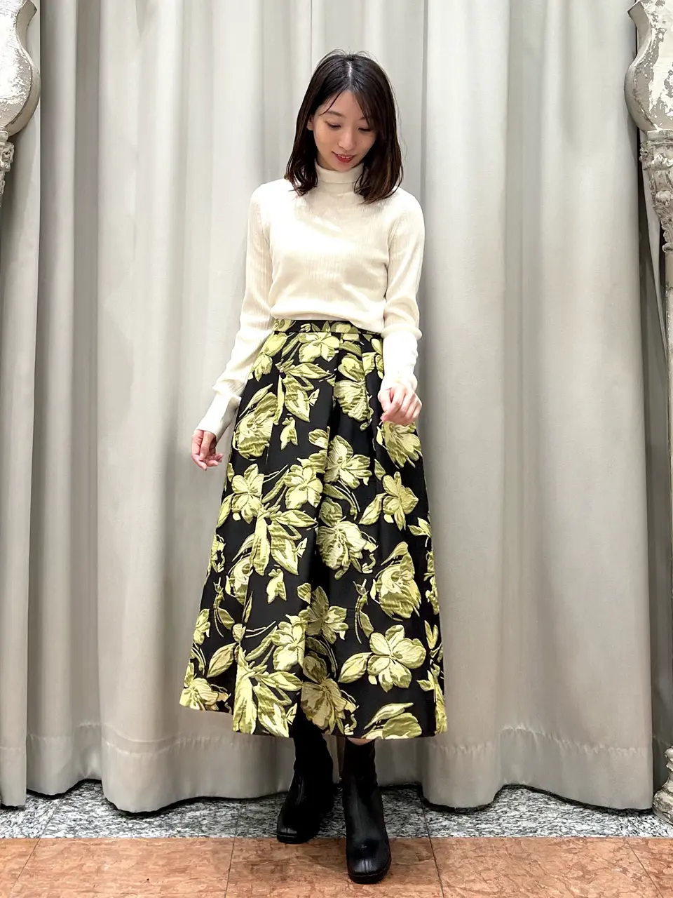 GRACE CONTINENTAL The Banquet eri コーディネート画像