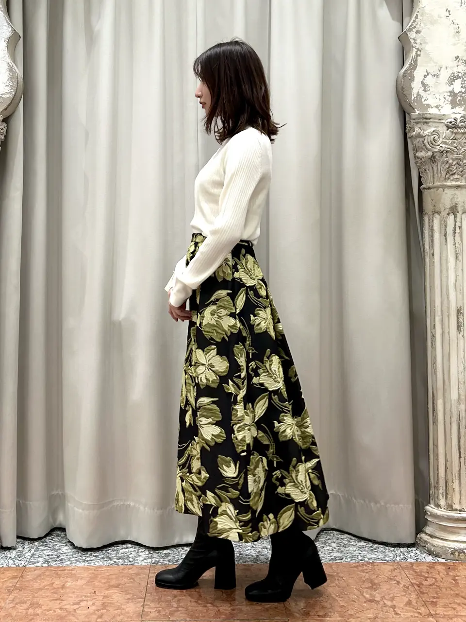 GRACE CONTINENTAL The Banquet eri コーディネート画像