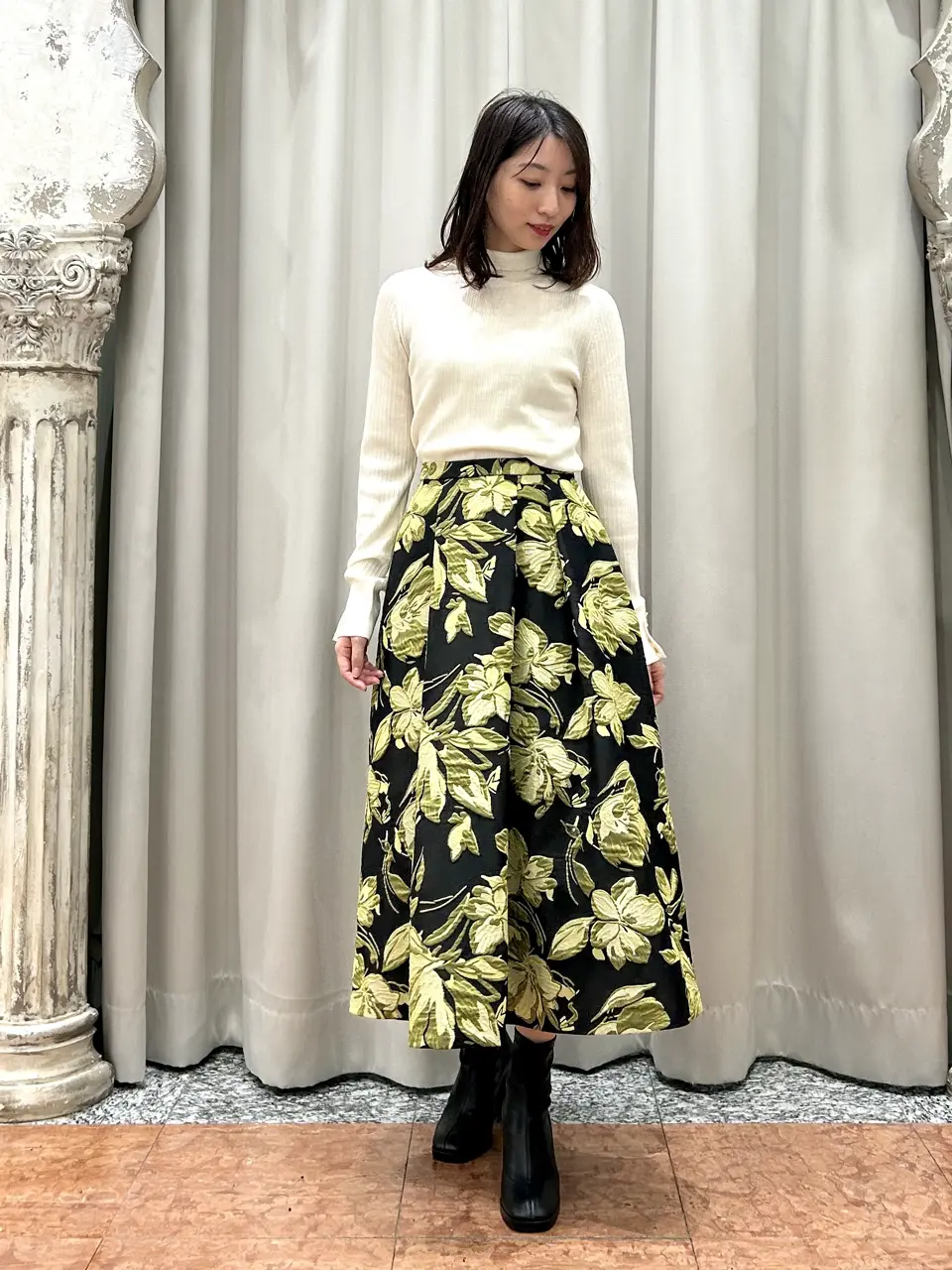 GRACE CONTINENTAL The Banquet eri コーディネート画像