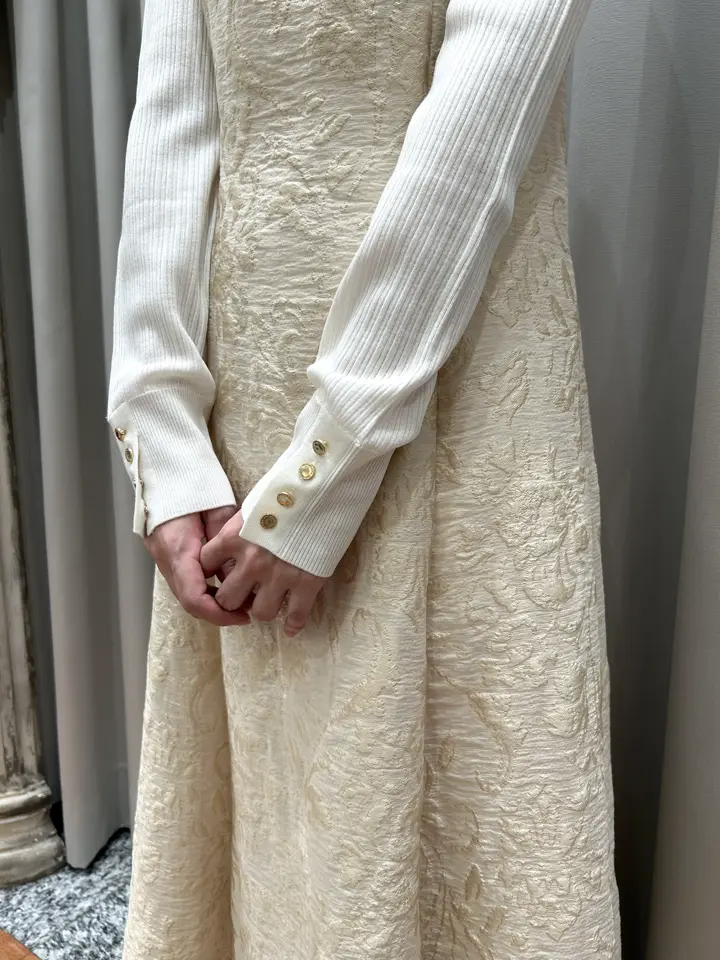 GRACE CONTINENTAL The Banquet eri コーディネート画像