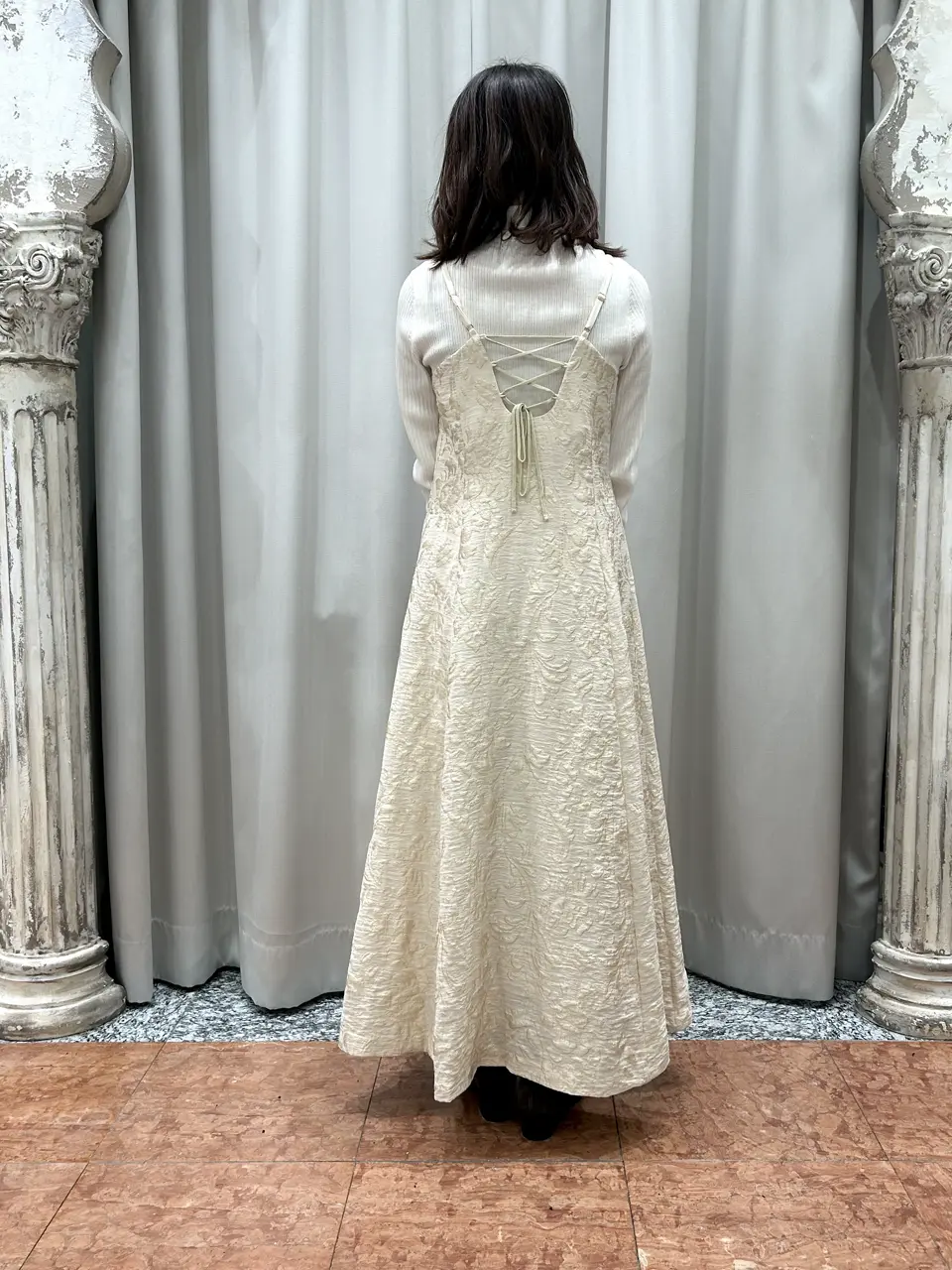 GRACE CONTINENTAL The Banquet eri コーディネート画像