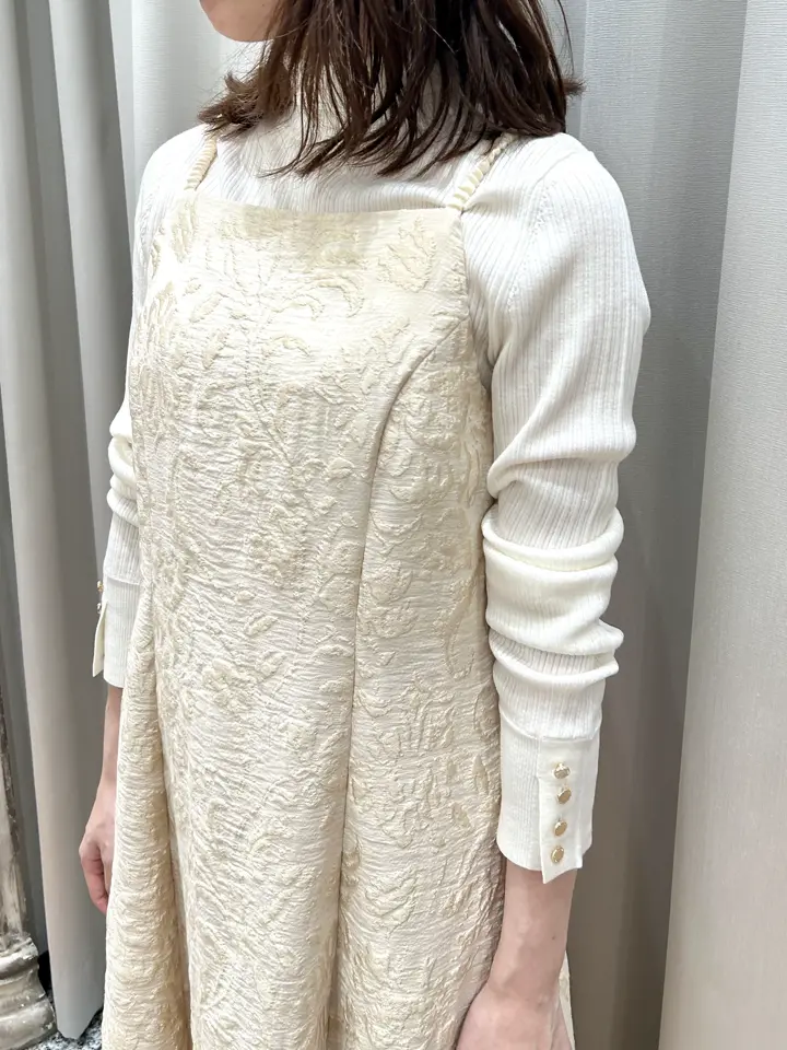 GRACE CONTINENTAL The Banquet eri コーディネート画像