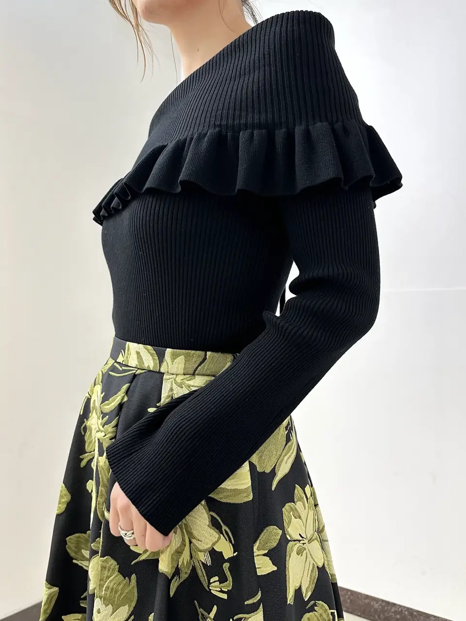 GRACE CONTINENTAL The Banquet Kogane. コーディネート画像