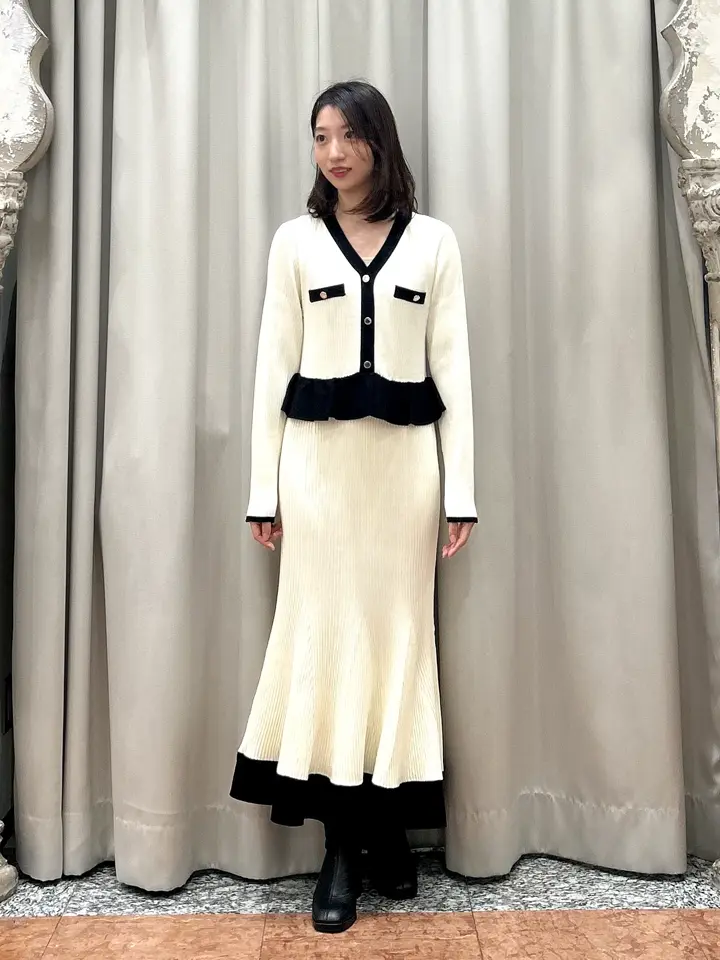 GRACE CONTINENTAL The Banquet eri コーディネート画像