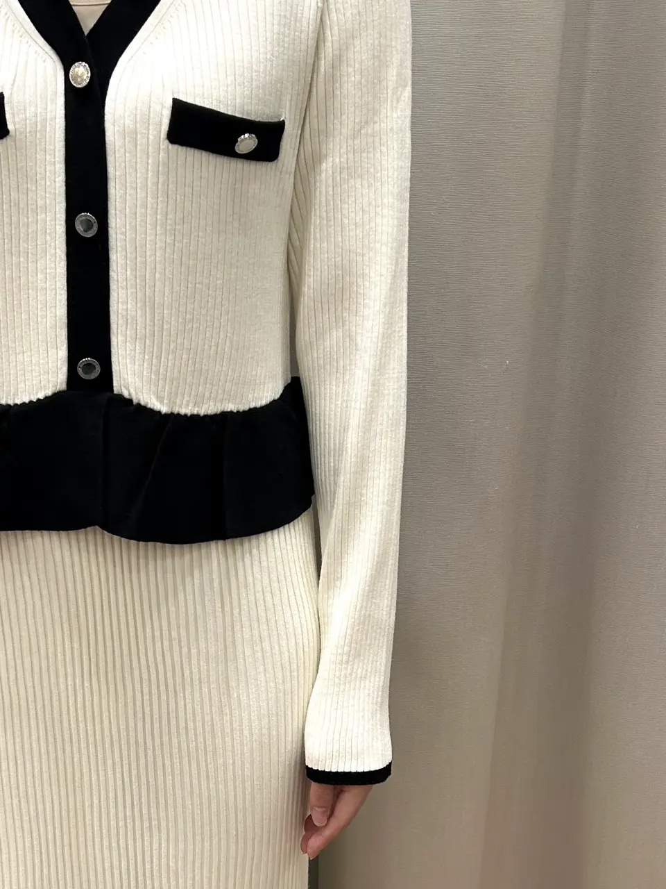 GRACE CONTINENTAL The Banquet eri コーディネート画像