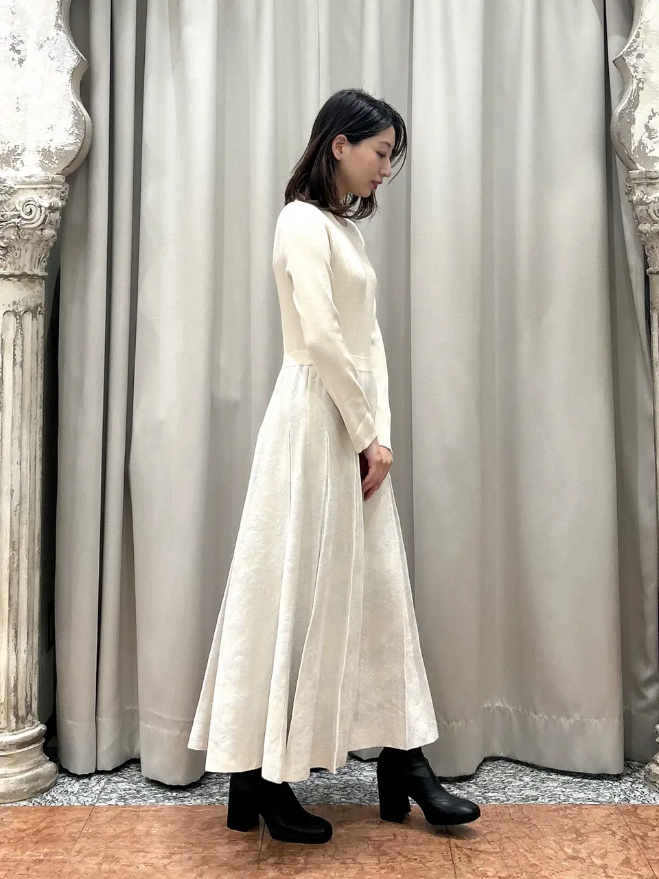 GRACE CONTINENTAL The Banquet eri コーディネート画像