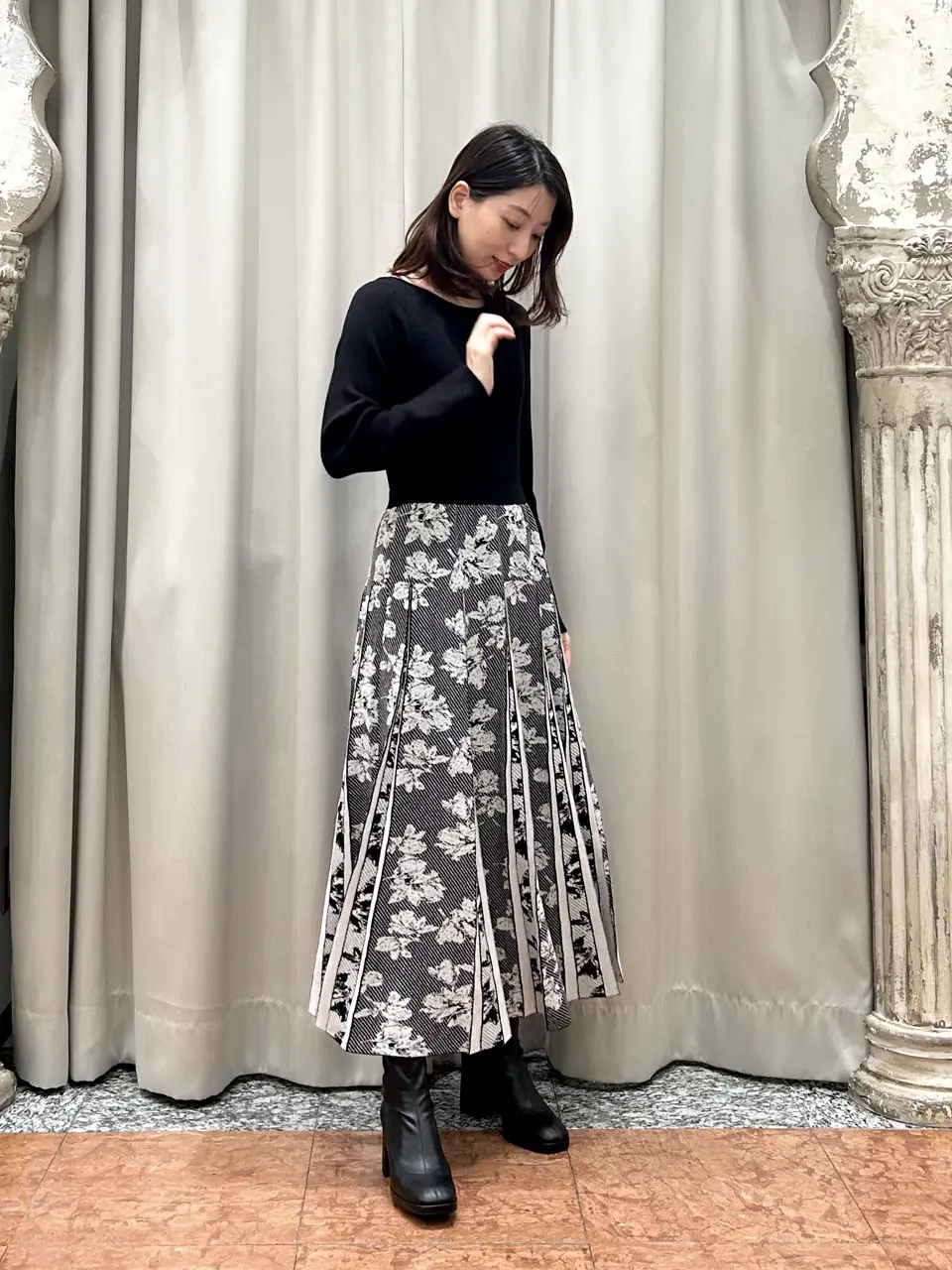 GRACE CONTINENTAL The Banquet eri コーディネート画像