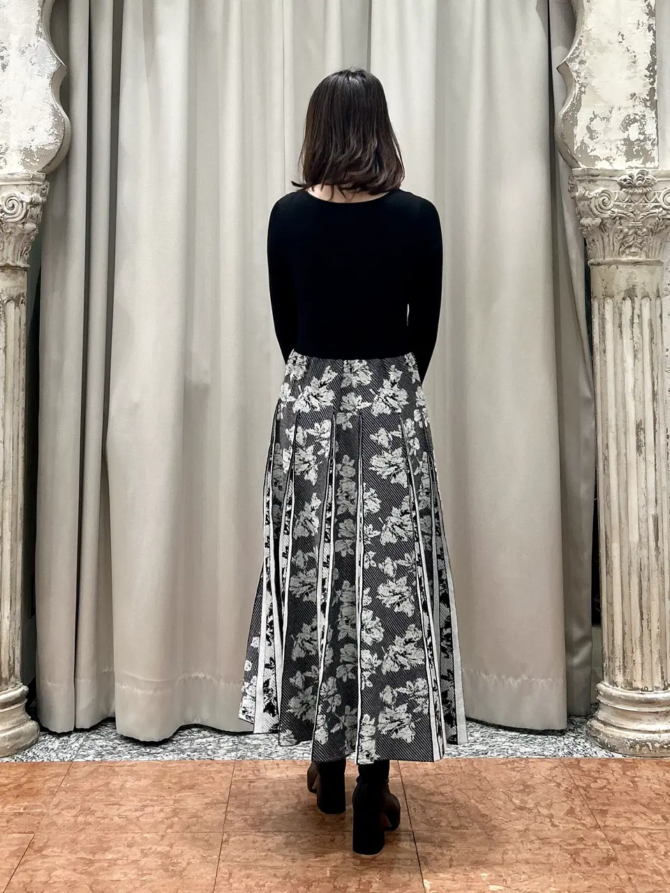 GRACE CONTINENTAL The Banquet eri コーディネート画像