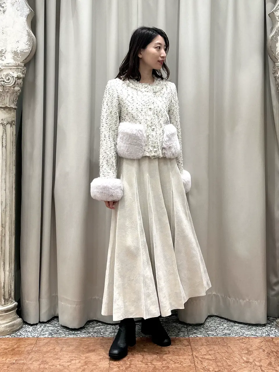 GRACE CONTINENTAL The Banquet eri コーディネート画像