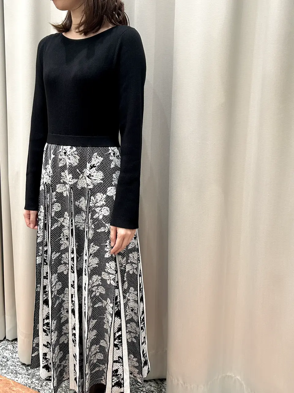 GRACE CONTINENTAL The Banquet eri コーディネート画像