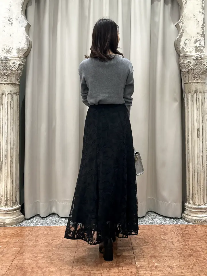 GRACE CONTINENTAL The Banquet eri コーディネート画像