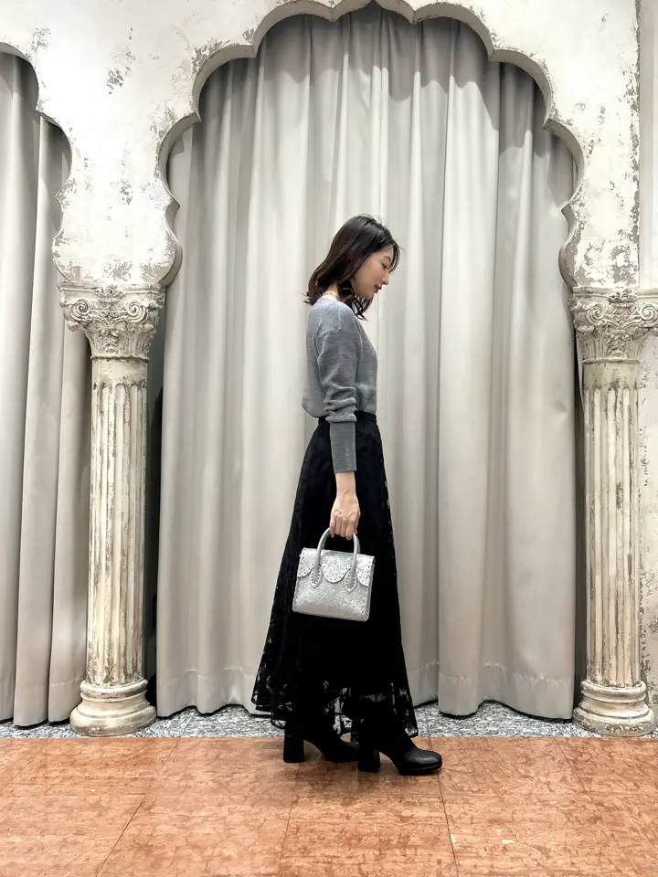 GRACE CONTINENTAL The Banquet eri コーディネート画像