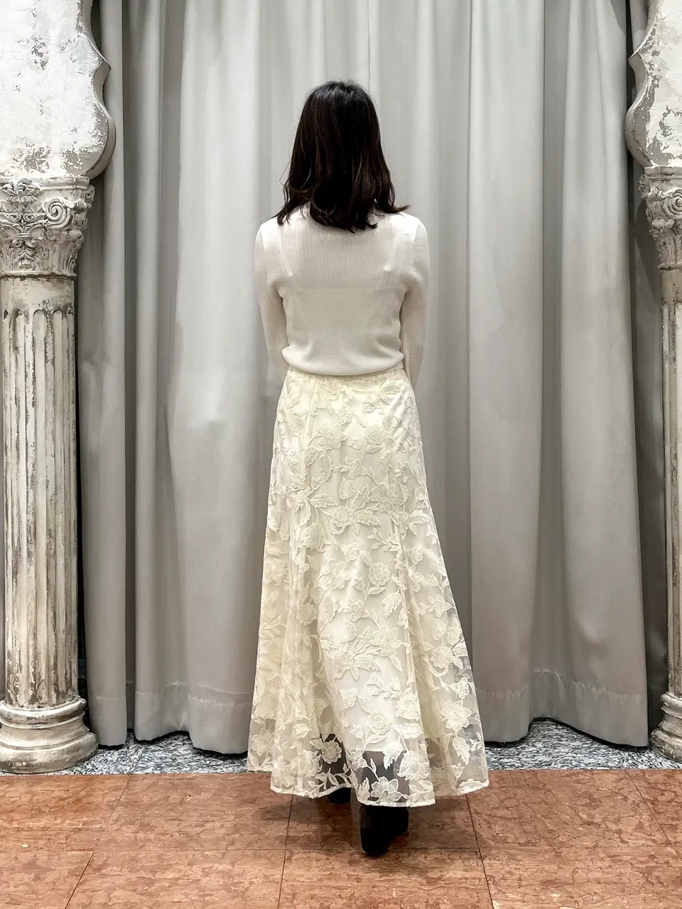 GRACE CONTINENTAL The Banquet eri コーディネート画像