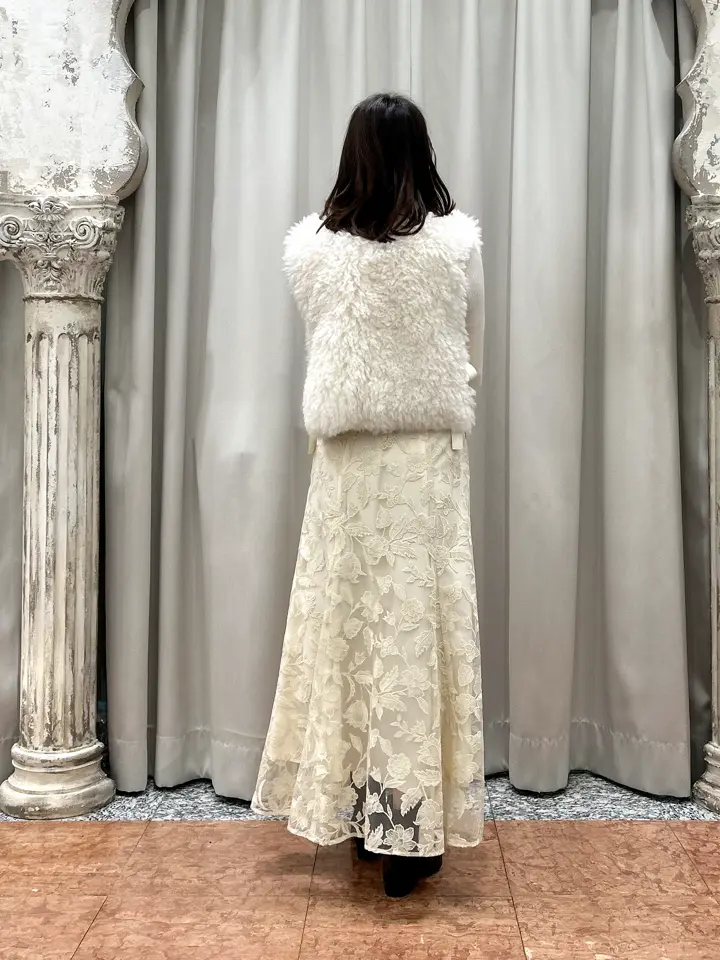 GRACE CONTINENTAL The Banquet eri コーディネート画像