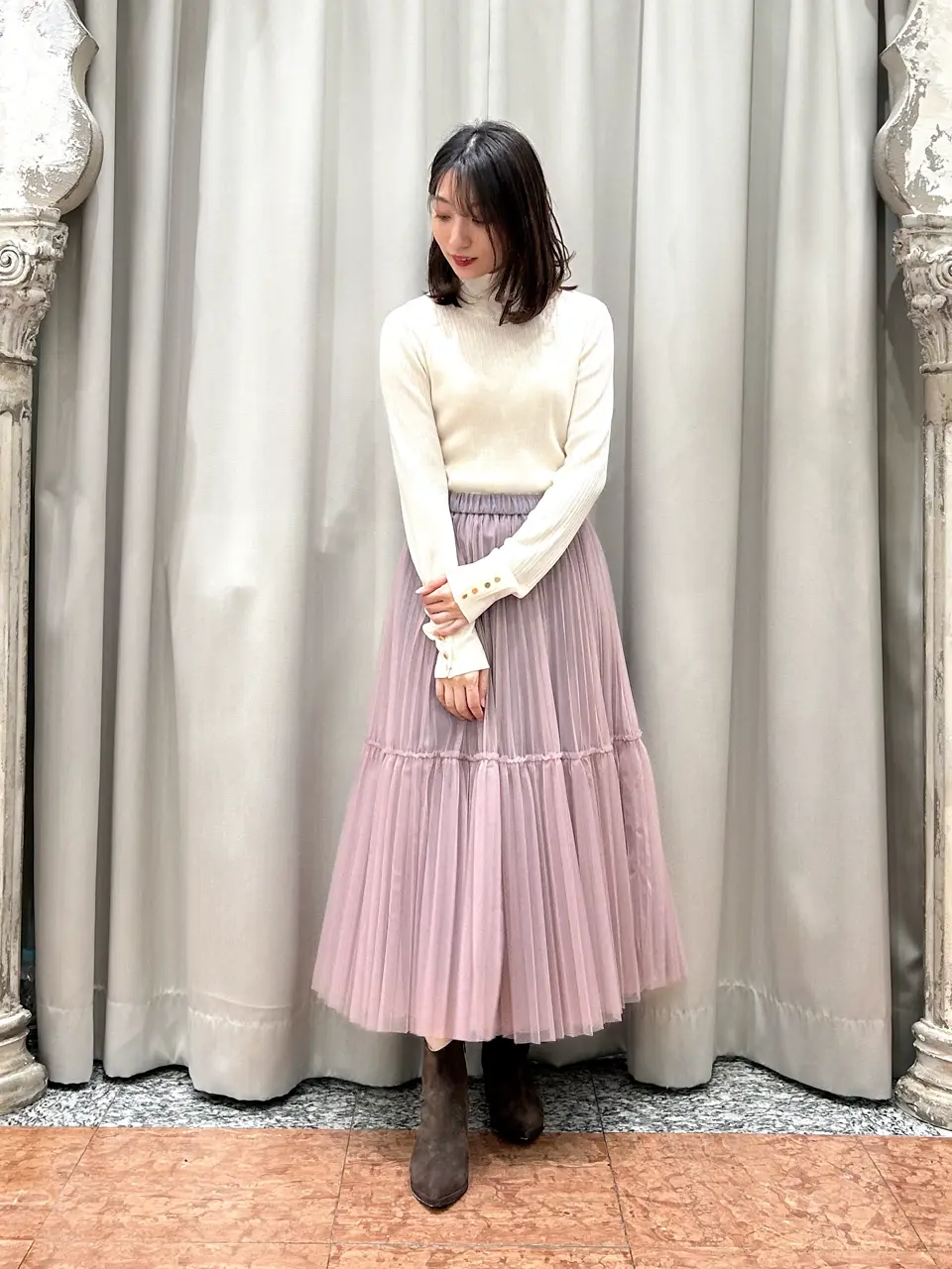 GRACE CONTINENTAL The Banquet eri コーディネート画像