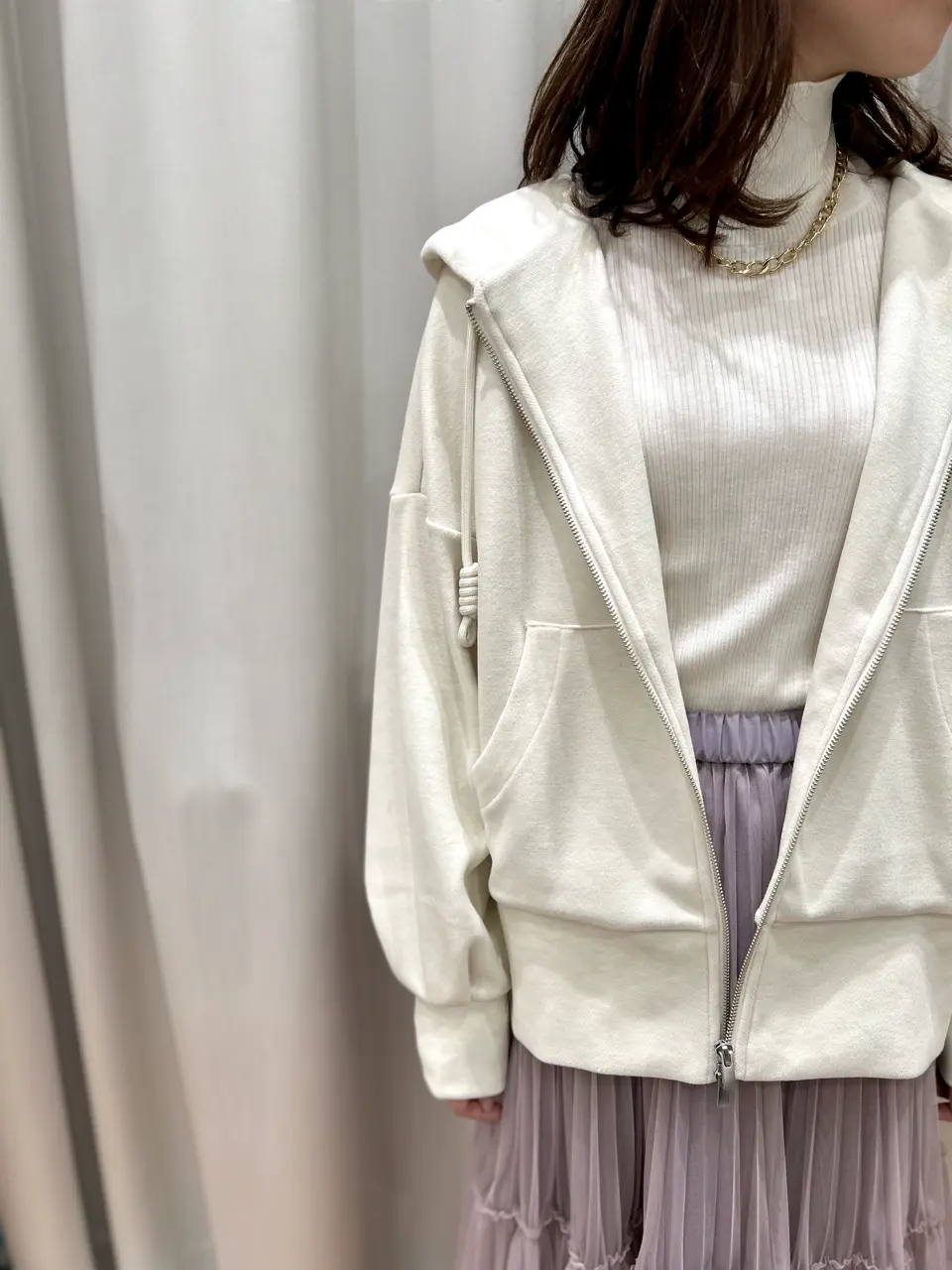 GRACE CONTINENTAL The Banquet eri コーディネート画像