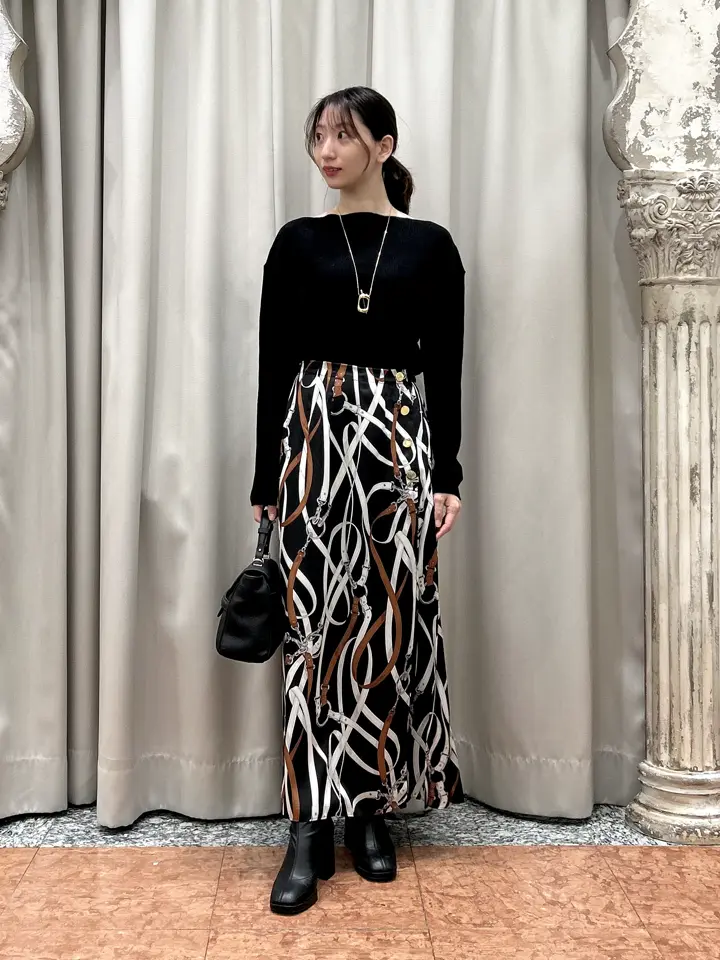 GRACE CONTINENTAL The Banquet eri コーディネート画像