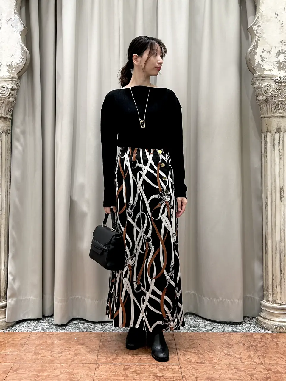 GRACE CONTINENTAL The Banquet eri コーディネート画像