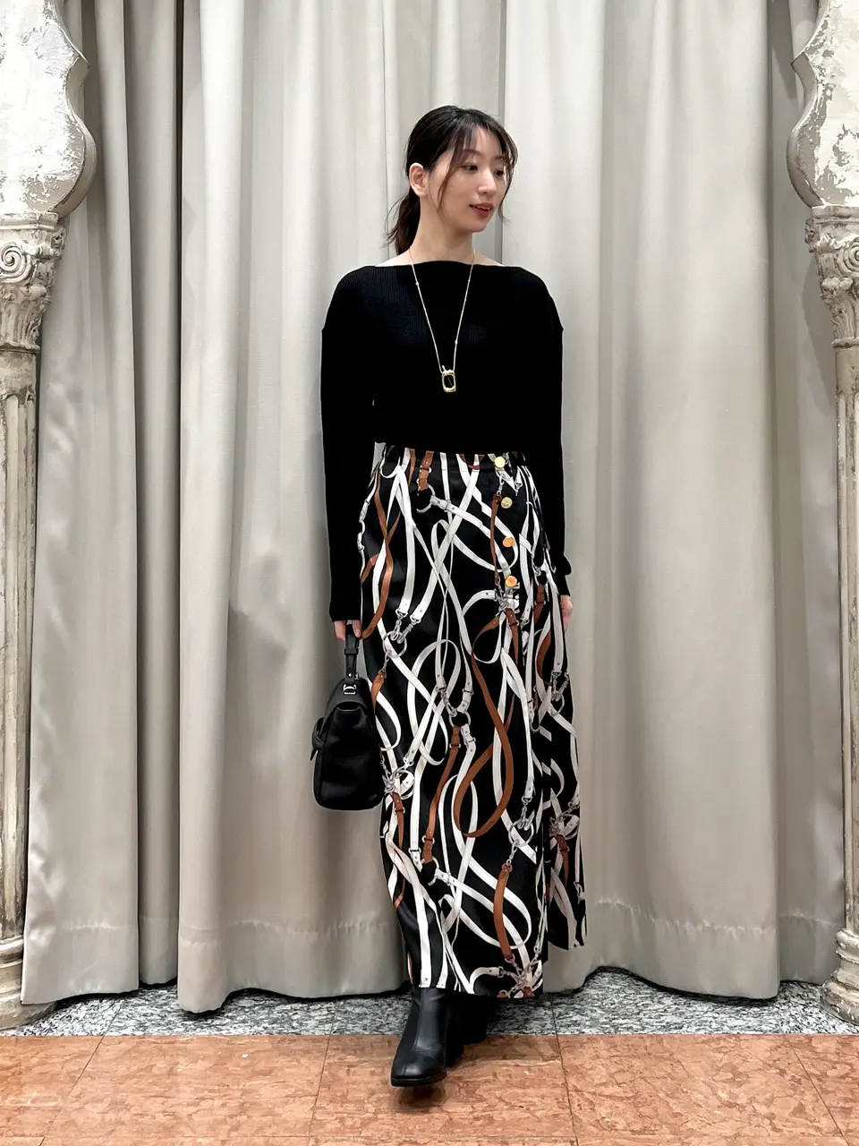 GRACE CONTINENTAL The Banquet eri コーディネート画像