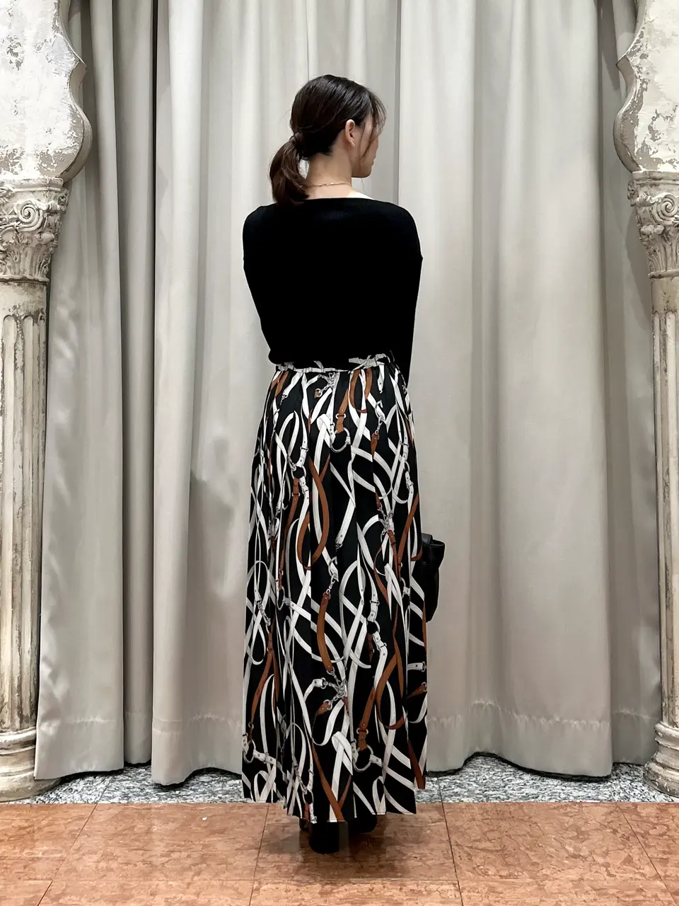 GRACE CONTINENTAL The Banquet eri コーディネート画像