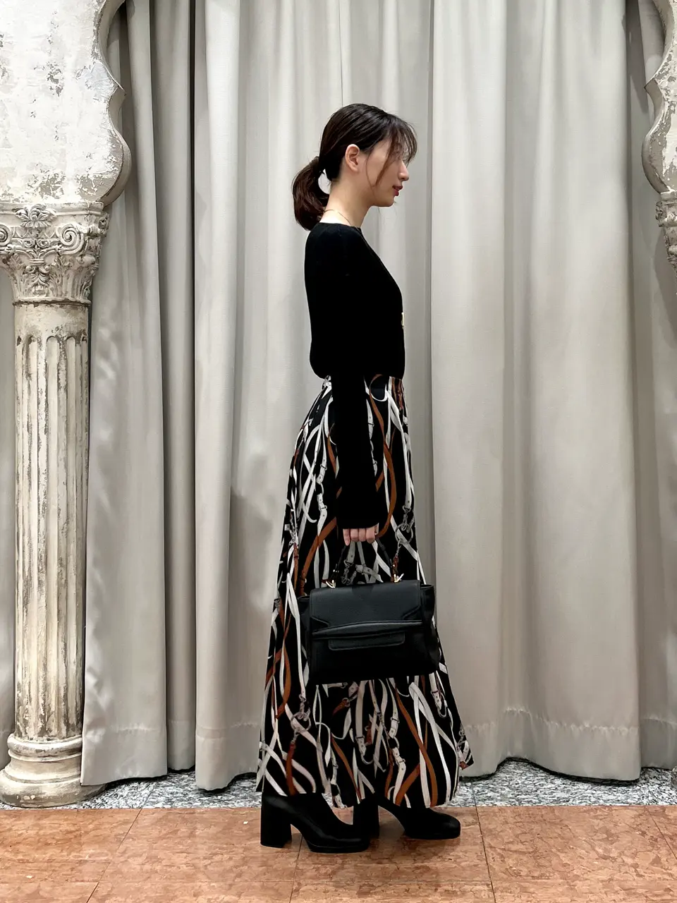 GRACE CONTINENTAL The Banquet eri コーディネート画像