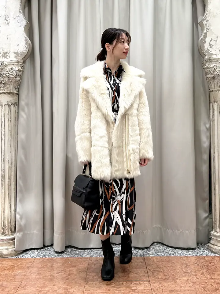 GRACE CONTINENTAL The Banquet eri コーディネート画像