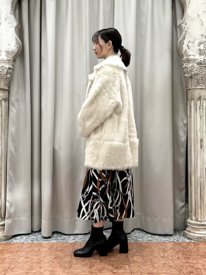 GRACE CONTINENTAL The Banquet eri コーディネート画像