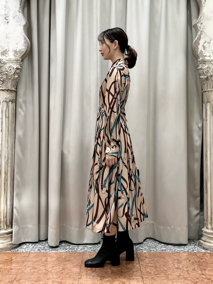 GRACE CONTINENTAL The Banquet eri コーディネート画像