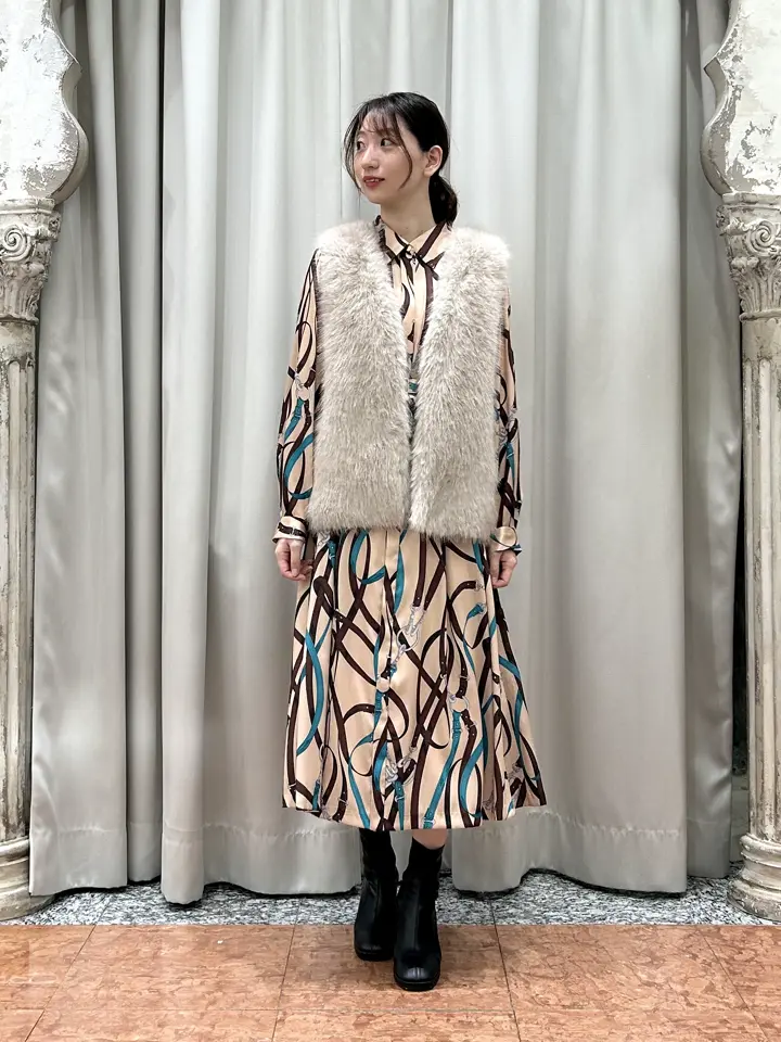 GRACE CONTINENTAL The Banquet eri コーディネート画像