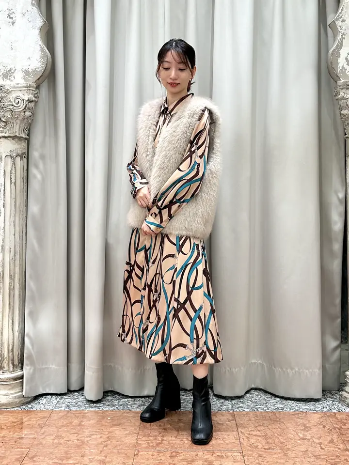 GRACE CONTINENTAL The Banquet eri コーディネート画像