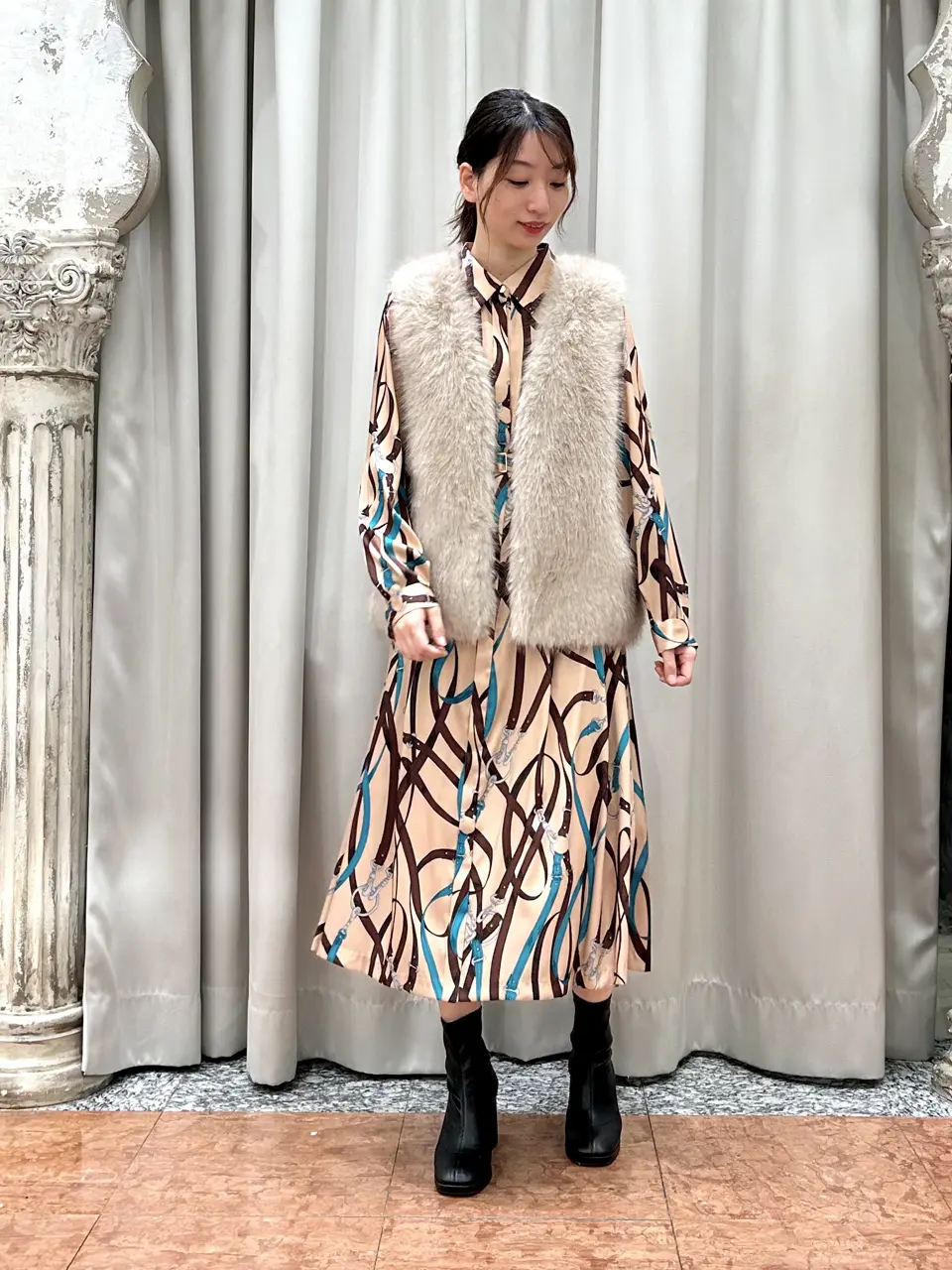 GRACE CONTINENTAL The Banquet eri コーディネート画像