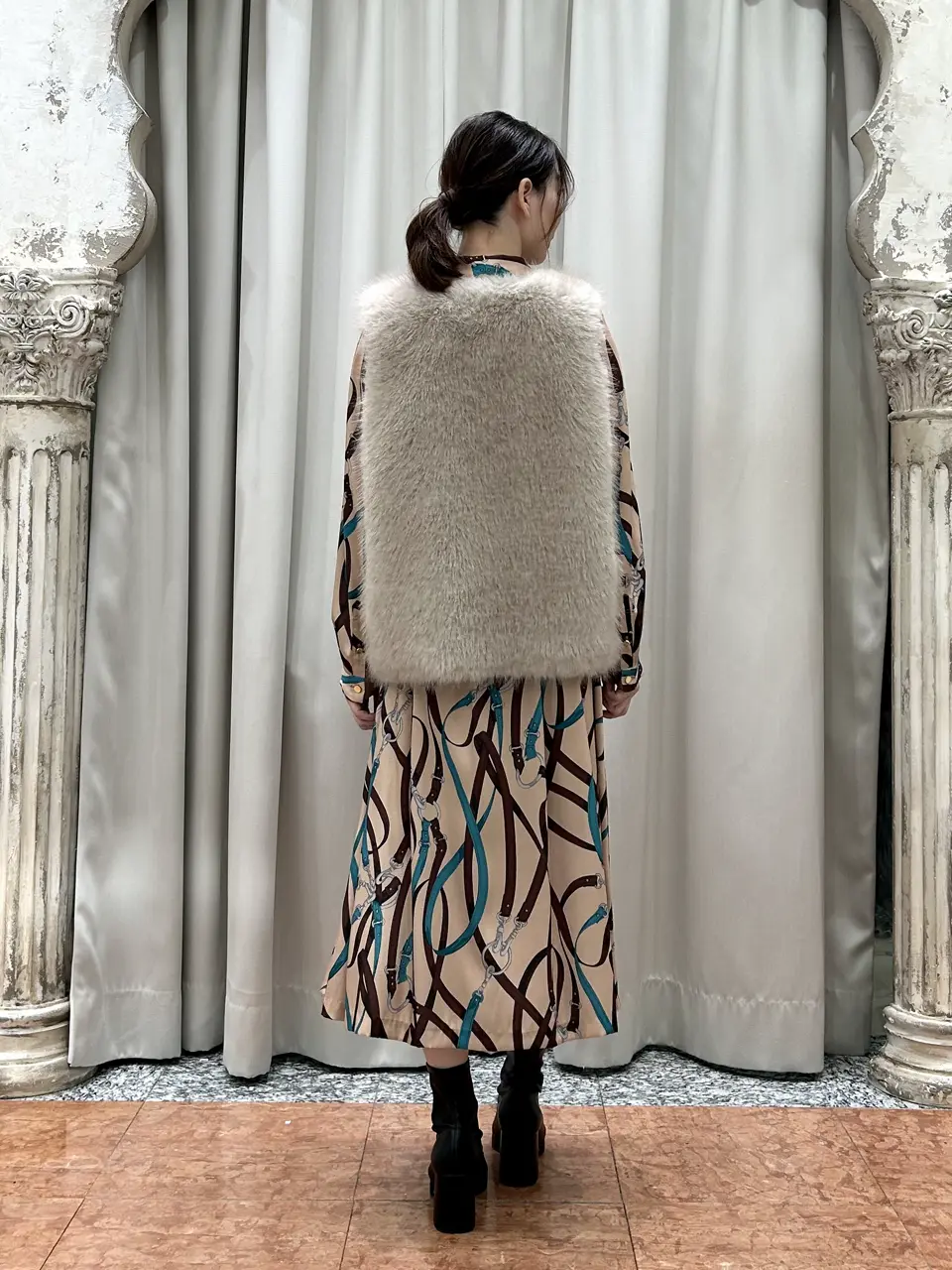 GRACE CONTINENTAL The Banquet eri コーディネート画像