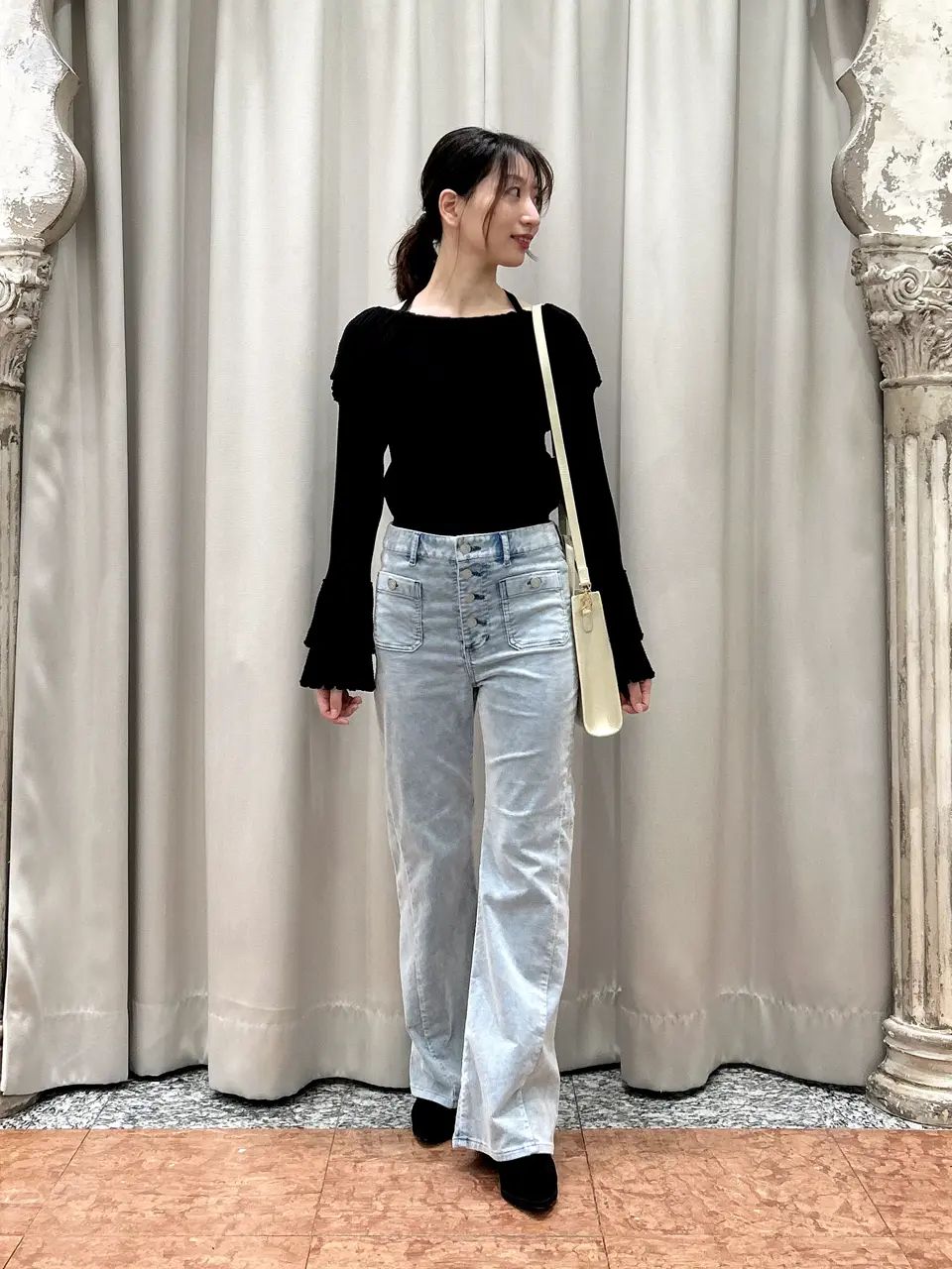 GRACE CONTINENTAL The Banquet eri コーディネート画像