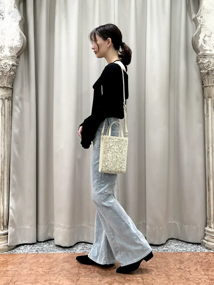 GRACE CONTINENTAL The Banquet eri コーディネート画像