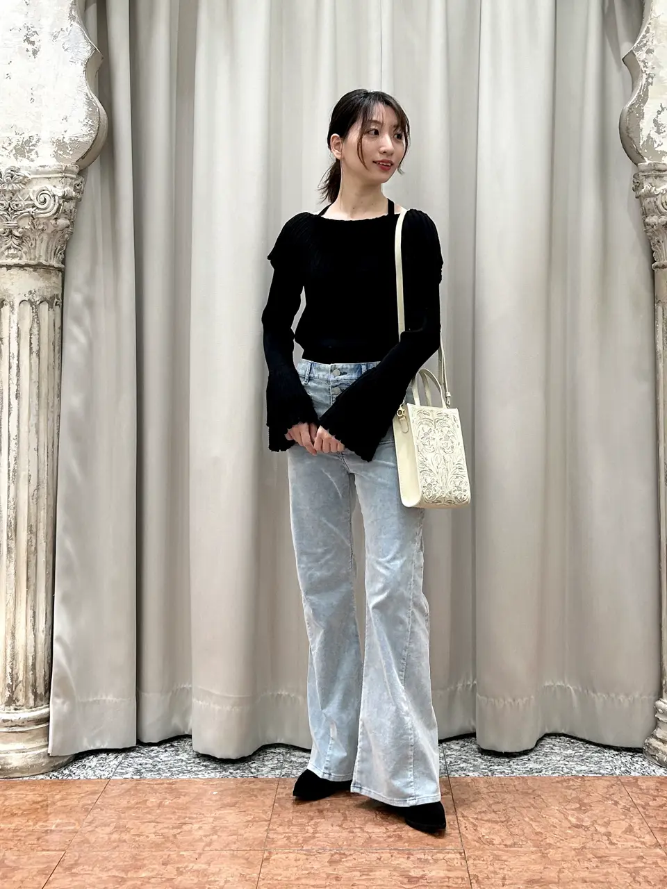 GRACE CONTINENTAL The Banquet eri コーディネート画像