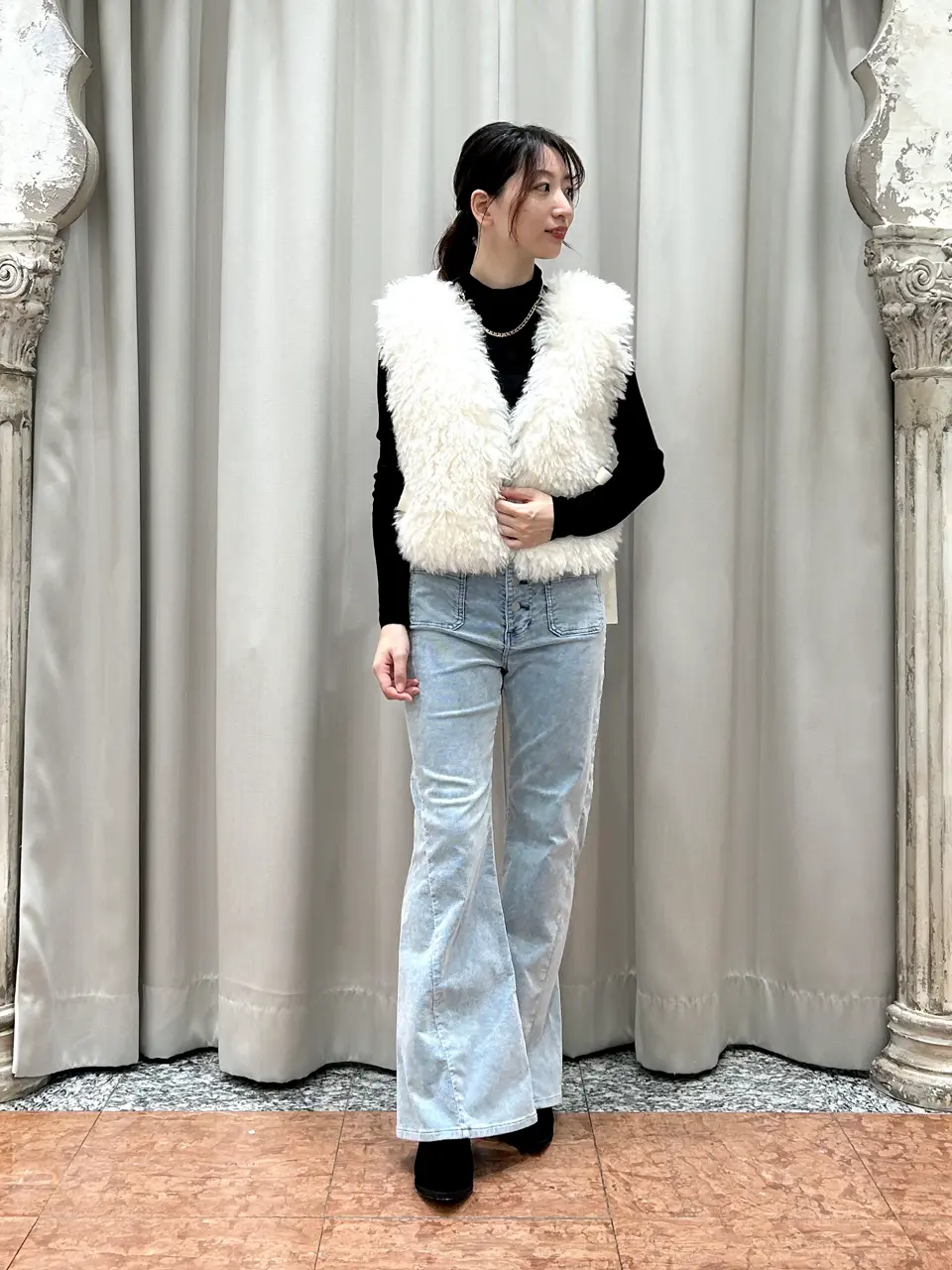 GRACE CONTINENTAL The Banquet eri コーディネート画像