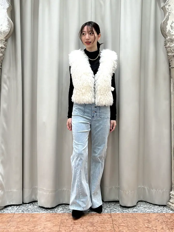 GRACE CONTINENTAL The Banquet eri コーディネート画像