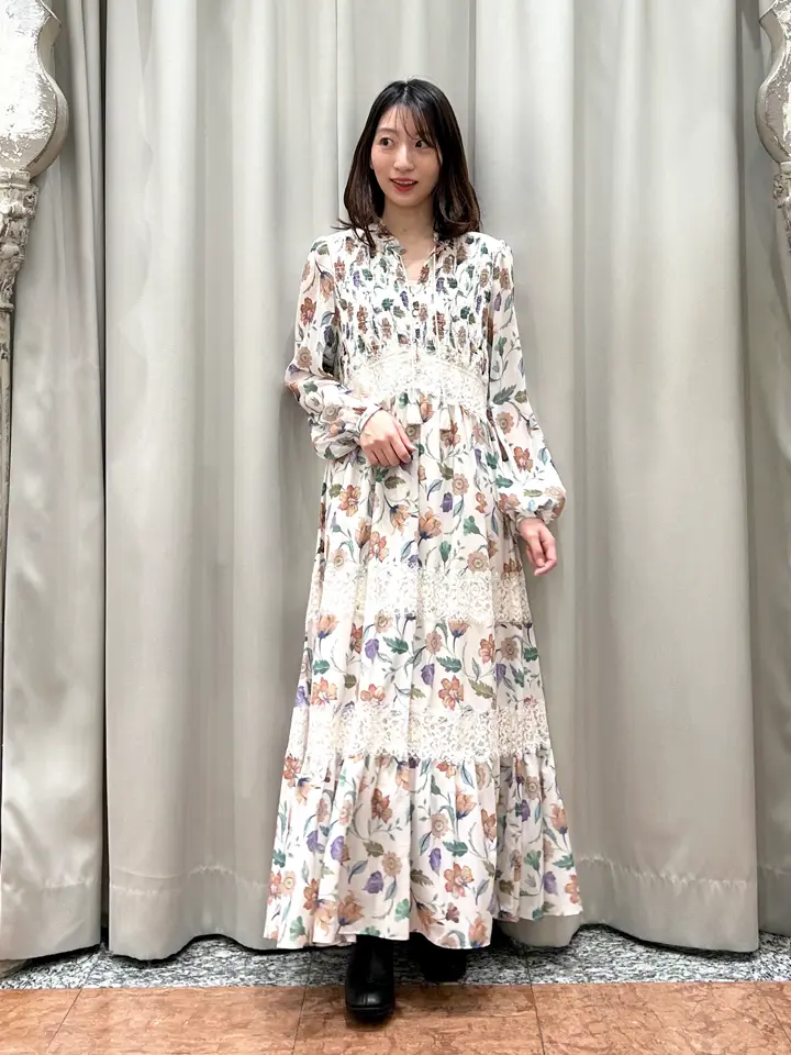 GRACE CONTINENTAL The Banquet eri コーディネート画像