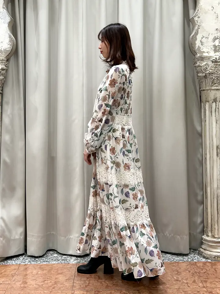 GRACE CONTINENTAL The Banquet eri コーディネート画像